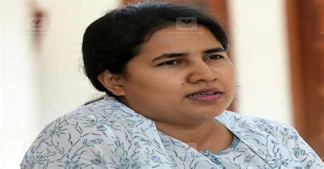 Karnataka Hc Asks Kerala Cm S Daughter Veena Vijayan To Submit All