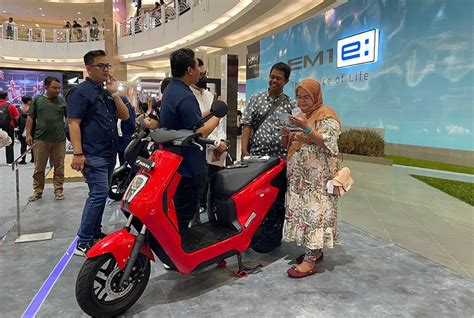 Mpm Ajak Konsumen Berkendara Honda Em E Dalam Mall Oto Concept