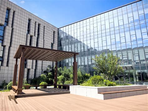 迎新季 逛过燕大图书馆的新生，这辈子有了！ 燕山大学 校园号 中国大学生在线