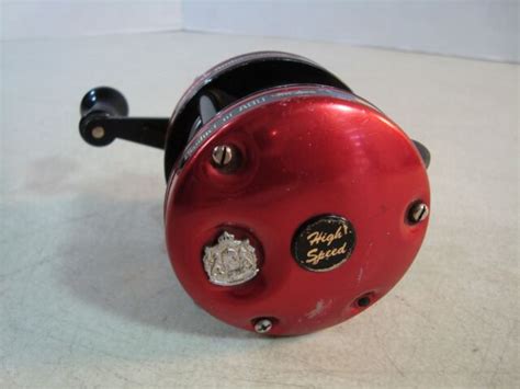 Vintage Red Abu Garcia Sweden Ambassadeur Fishing Reel 4600AL 4600 Al