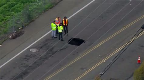 Sinkhole Prompts Road Closure In Vista Fox 5 San Diego And Kusi News