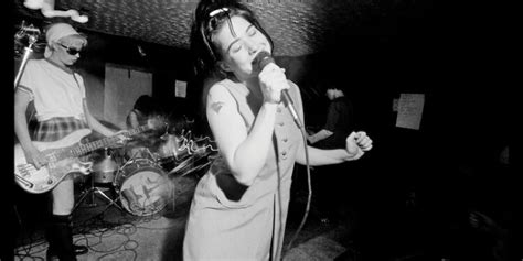 Hot Sexy Mikki Kendall Bikini Pics