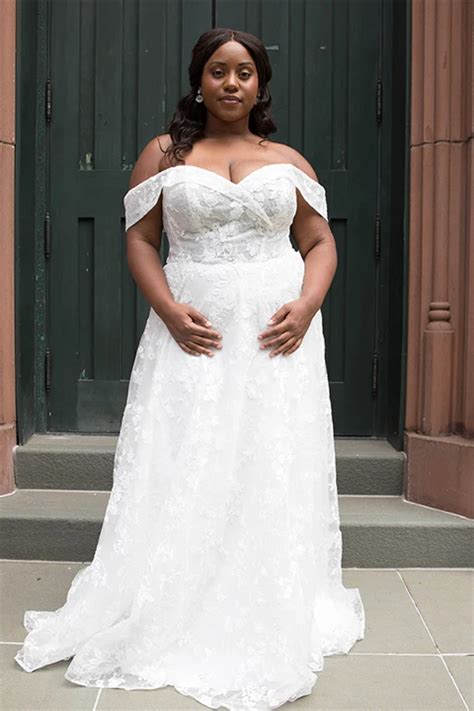 Plus Size Boho Wedding Dresses For The Free Spirited Bride