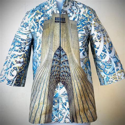 Explore Authentic Persian Fashion: Traditional & Modern Clothing