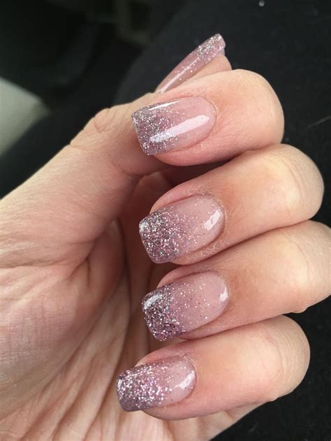 Dipping Ombré Sparkle Glitter tip nails Ombre nails glitter Dip