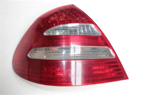 FEU ARRIÈRE GAUCHE Avantgarde Mercedes W211 Classe E A2118200564 EUR