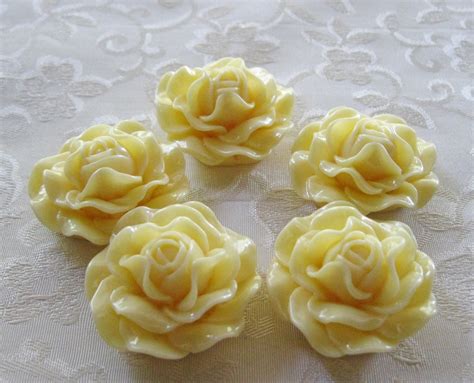 Drilled Large Butter Ivory Peony Rose Flower Beads With Hole Lucite