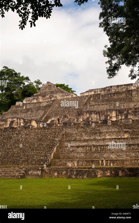 Caracol Maya ruins, Belize Stock Photo - Alamy