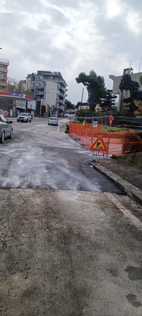 NAPOLI Zona Ospedaliera Riaperta Al Traffico Via De Amicis Dopo