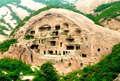 The World's Weirdest Houses: 40 Unusual Homes From Around the Globe