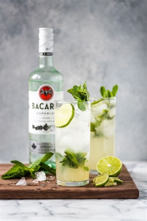 The BEST Mojito Recipe - Isabel Eats