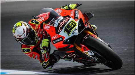 Wsbk Portugal Estoril Superbike Course Alvaro Bautista Tire Les