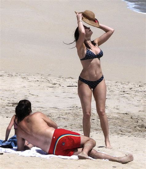 Stephanie Seymour Busty Wearing Polka Dot Bikini On The Beach In St Barts Porn Pictures XXX