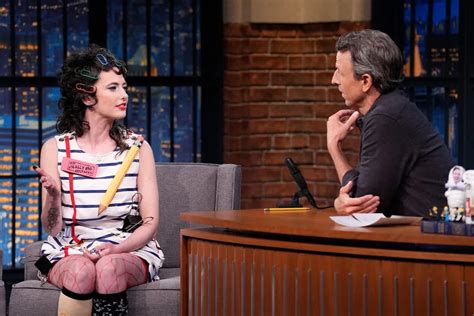 Sarah Sherman Hilariously Describes SNL Writing Night While Wearing an ...