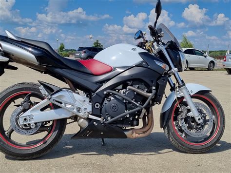 Купить б у Suzuki GSR инжектор передач в Пензе белый naked bike