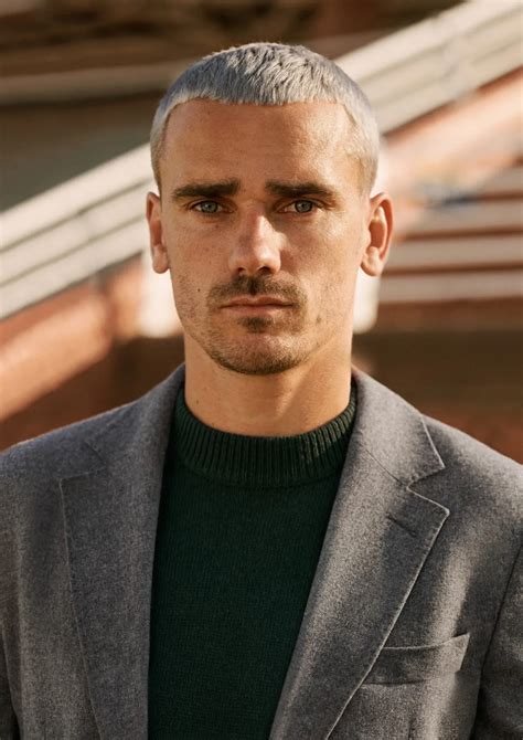 Antoine Griezmann Incarne De Nouveau Limage De MANGO Man ESSENTIAL HOMME