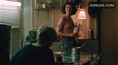 IZZY NEISH Nude AZNude