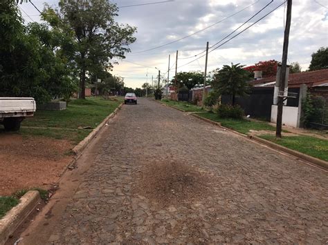 Reclaman alumbrado y más seguridad en el barrio A 3 2