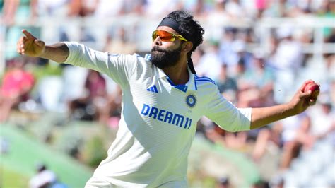 Ravindra Jadeja Completes 550 Wickets In International Cricket Ind Vs