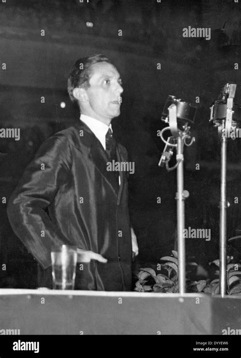 Joseph goebbels speech hi-res stock photography and images - Alamy