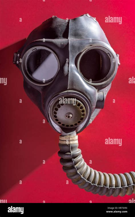 British Ww2 Gas Mask Stock Photo Alamy