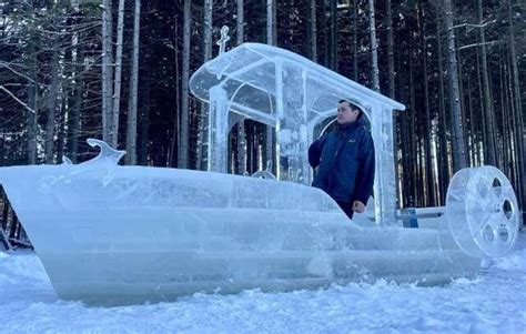 Fully Operational Boat Made of Ice | KLYKER.COM