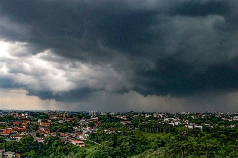 Dilúvio no Paraná número de pessoas afetadas pelas chuvas chega a