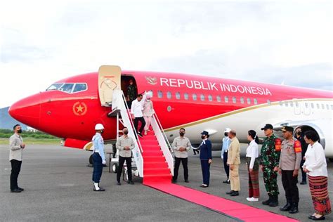 Selesai Kunjungan Kerja Di Bali Presiden Jokowi Dan Ibu Iriana