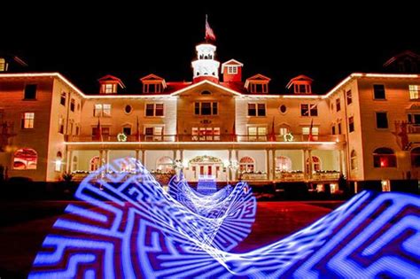 Stanley Hotel Hosting A Spooky Hedge Maze Contest Inspired By The