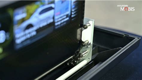 A First Look At Hyundais Automotive Rollable Display Display Daily