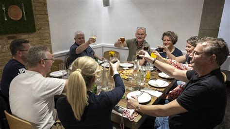 Cinco Planes Diferentes A La Tradicional Cena De Empresa Canarias7