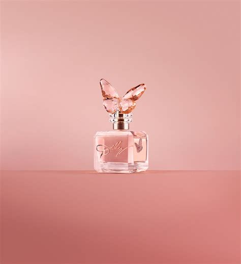 Dolly Dolly Parton perfume - a new fragrance for women 2021