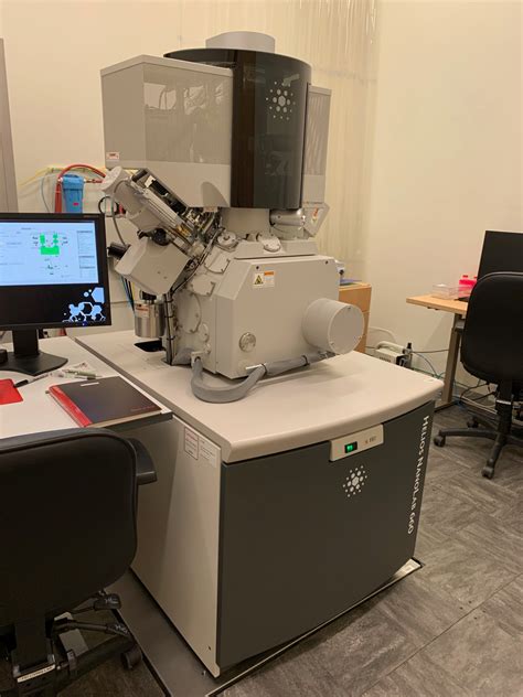 Dualbeam Scanning Electron Microscope Ohsu