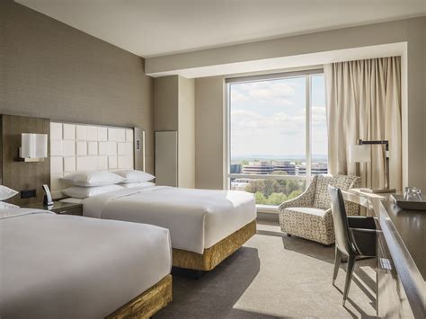 Tysons Corner Suites & Rooms | Hyatt Regency Tysons Corner