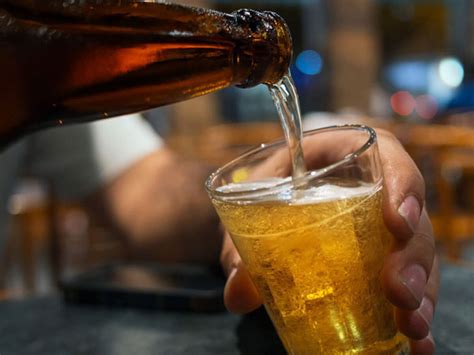 Forma Correcta De Tomar Cerveza Consejos Esenciales Para Disfrutarla