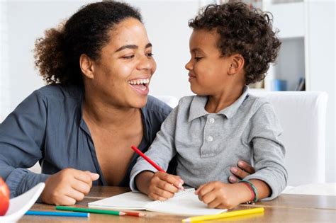 Educa O Parental Conscientiza O De Pais Gera Maior Busca Em