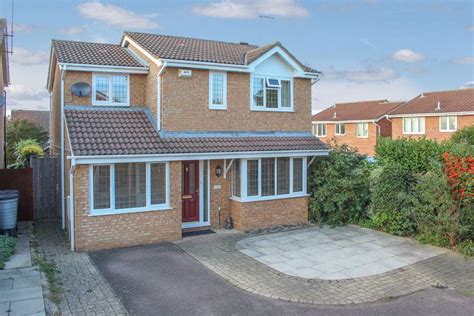 Marley Fields Leighton Buzzard Lu7 4wj 4 Bed Detached House £500 000