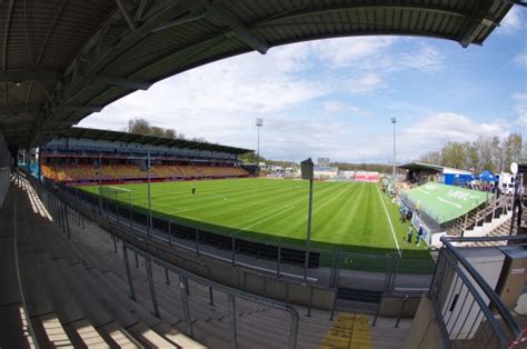 Ursapharm Arena An Der Kaiserlinde Stadion In Spiesen Elversberg