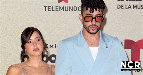 El Comentado Escote Que Lució La Novia De Bad Bunny En La Alfombra Roja