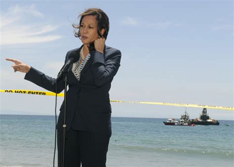 Attorney General Kamala Harris Visits Refugio State Beach The Santa