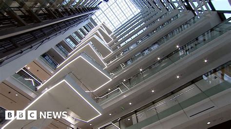 New Hsbc Headquarters Opens In Birmingham Bbc News