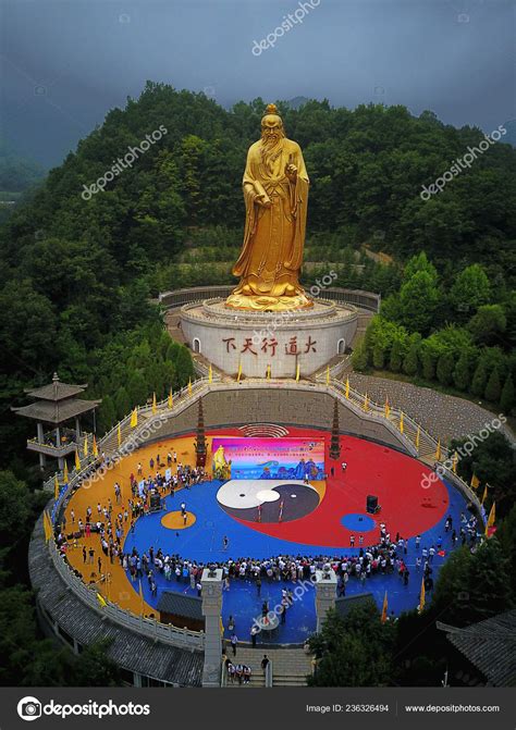 Laozi Statue