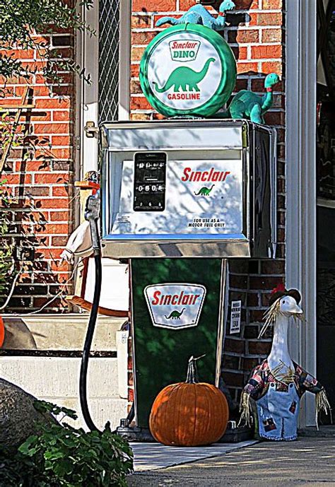 Vintage Sinclair Dino Gas Pump By Kay Novy Gas Pumps Old Gas Pumps