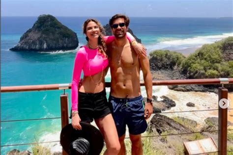 Luciana Gimenez Curte Namorado Gato Em Fernando De Noronha