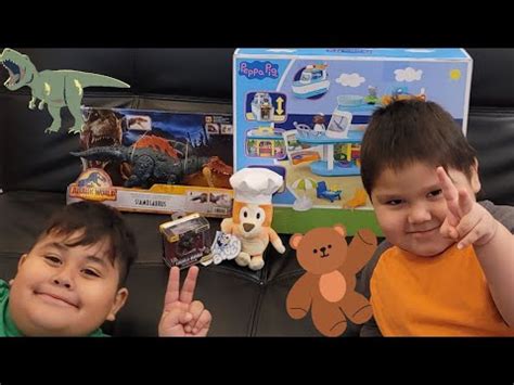 Videos De Ni Os Chito Y Junjun Abren Nuevos Juguetes De Peppa Pig