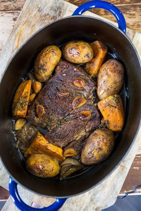 Boneless Beef Chuck Roast In Dutch Oven Mayo Youll1972