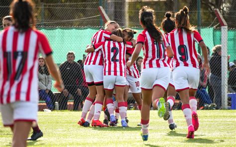 Doble Goleada Ante Excursionistas Estudiantes De La Plata