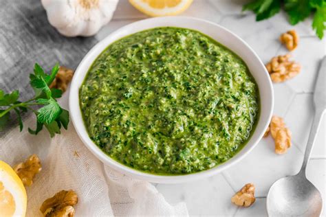 Easy Vegan Parsley Walnut Pesto A Dash Of Megnut