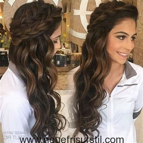 Pretty Prom Hairstyle Ideas For Curly Long Hair Brown Hair Female