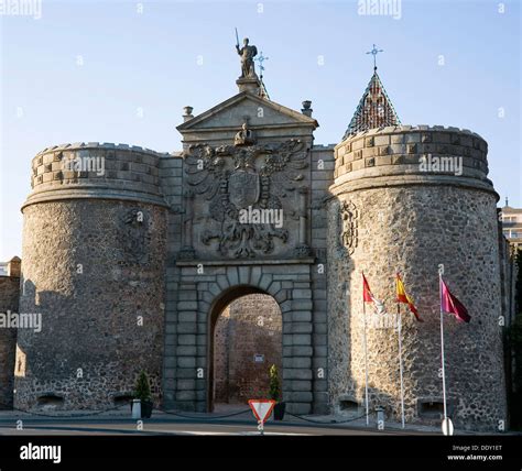 Puerta Nueva De Bisagra New Bisagra Gate Toledo Spain 2007 Artist